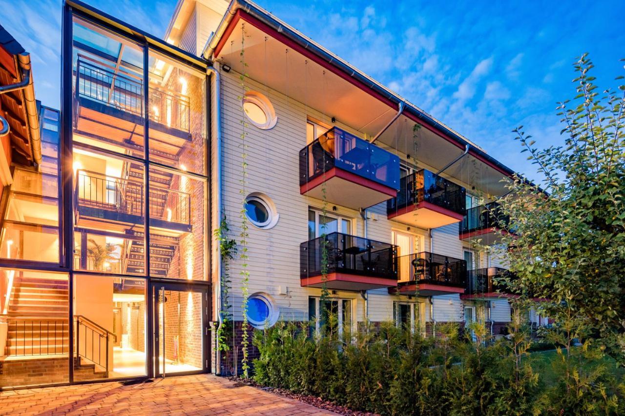 Parkhotel Jever Bagian luar foto