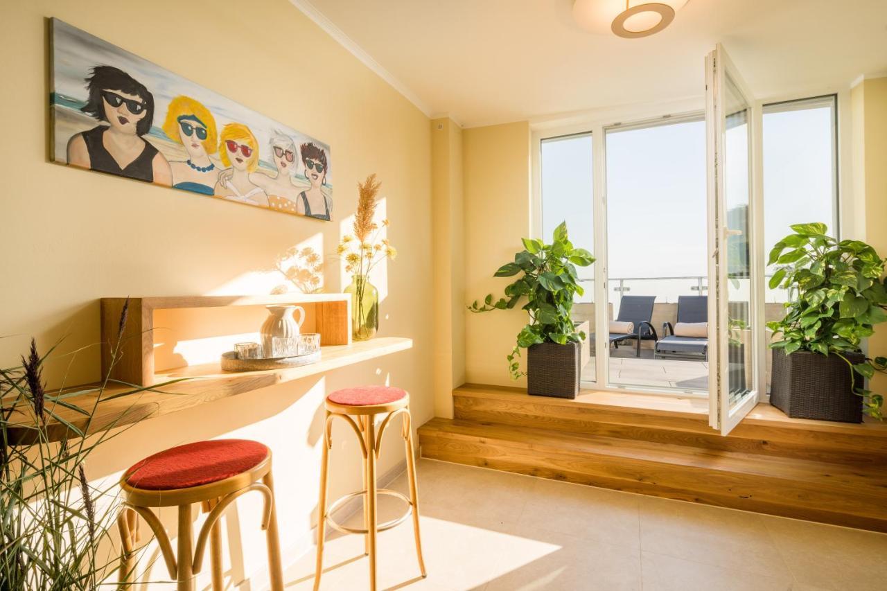 Parkhotel Jever Bagian luar foto