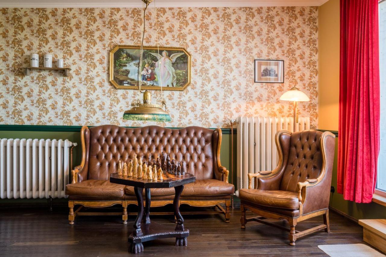Parkhotel Jever Bagian luar foto